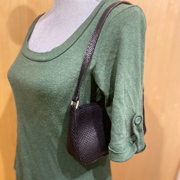 Ann Taylor leather purse - Picture 9 of 9